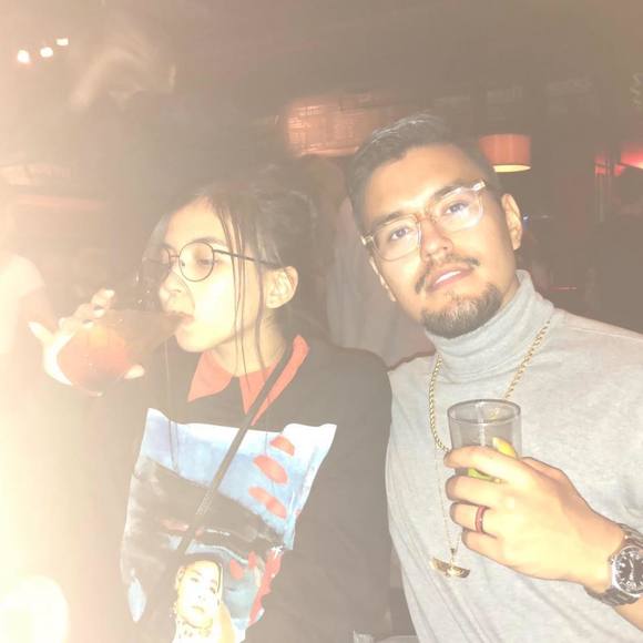 Meet your Posher, Aanjeni - Picture 1 of 1